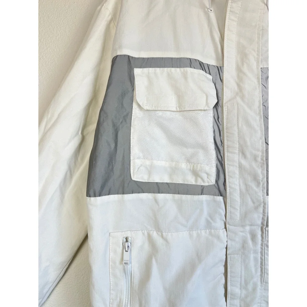 Bershka Loud Actions Techwear Jacket White Hooded Utility Windbreaker Size M